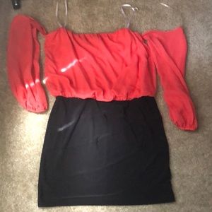 Strapless dress side sleeves. Cocktail